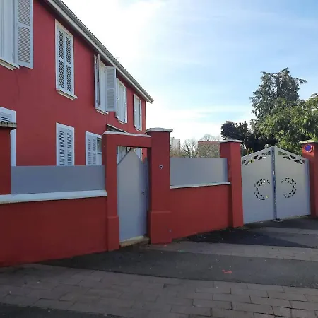 Les Lunettes D'Oyo Oyonnax Exterior photo